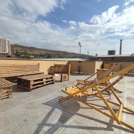 Hotelise I Blue-Poppy Apartment Yerevan Ngoại thất bức ảnh