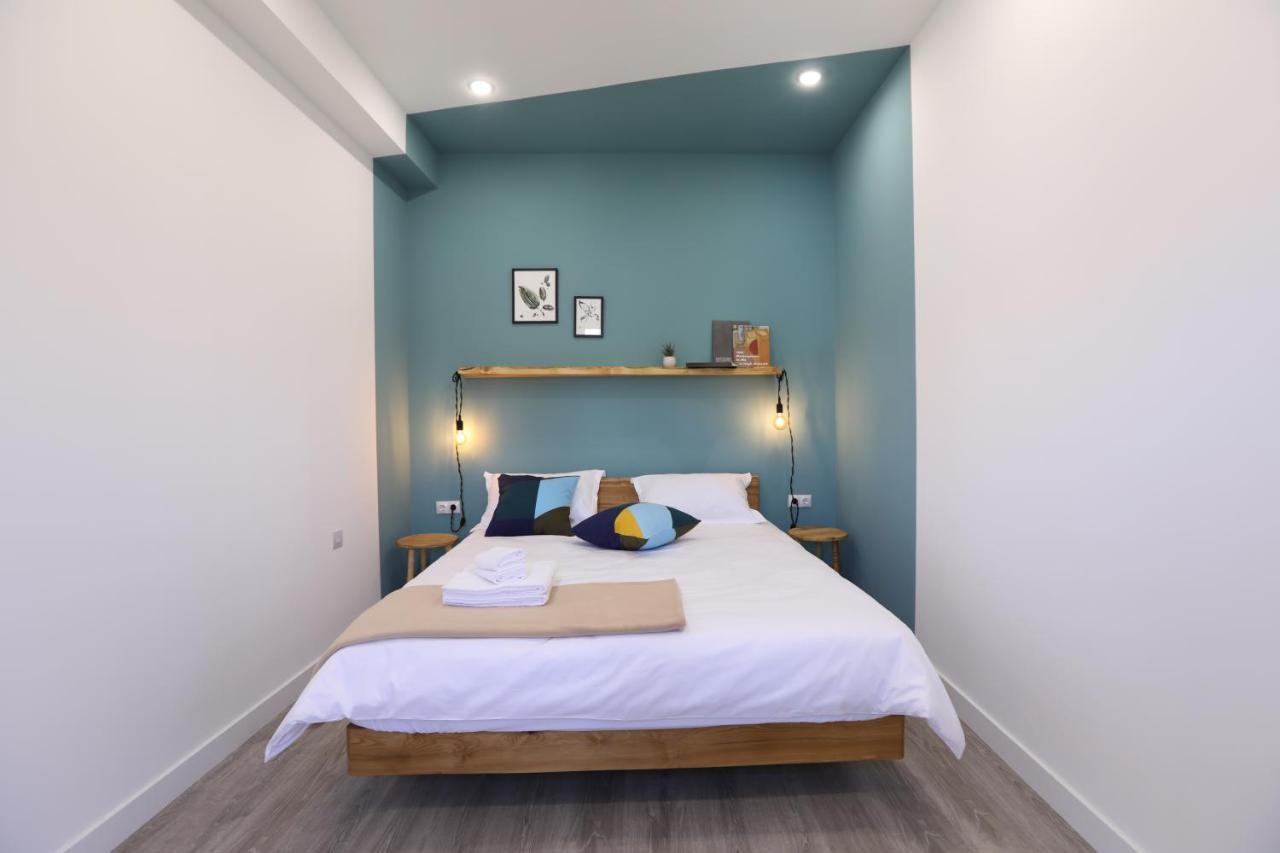 Hotelise I Blue-Poppy Apartment Yerevan Ngoại thất bức ảnh